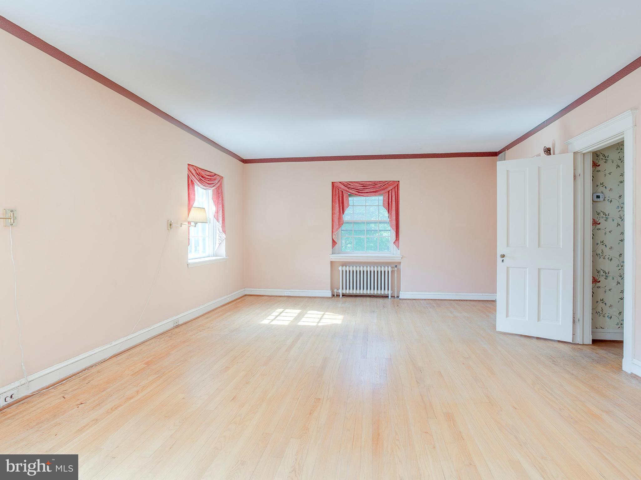203 Kemble Road Baltimore, MD 21218 - Photo 20 of 30 Bath