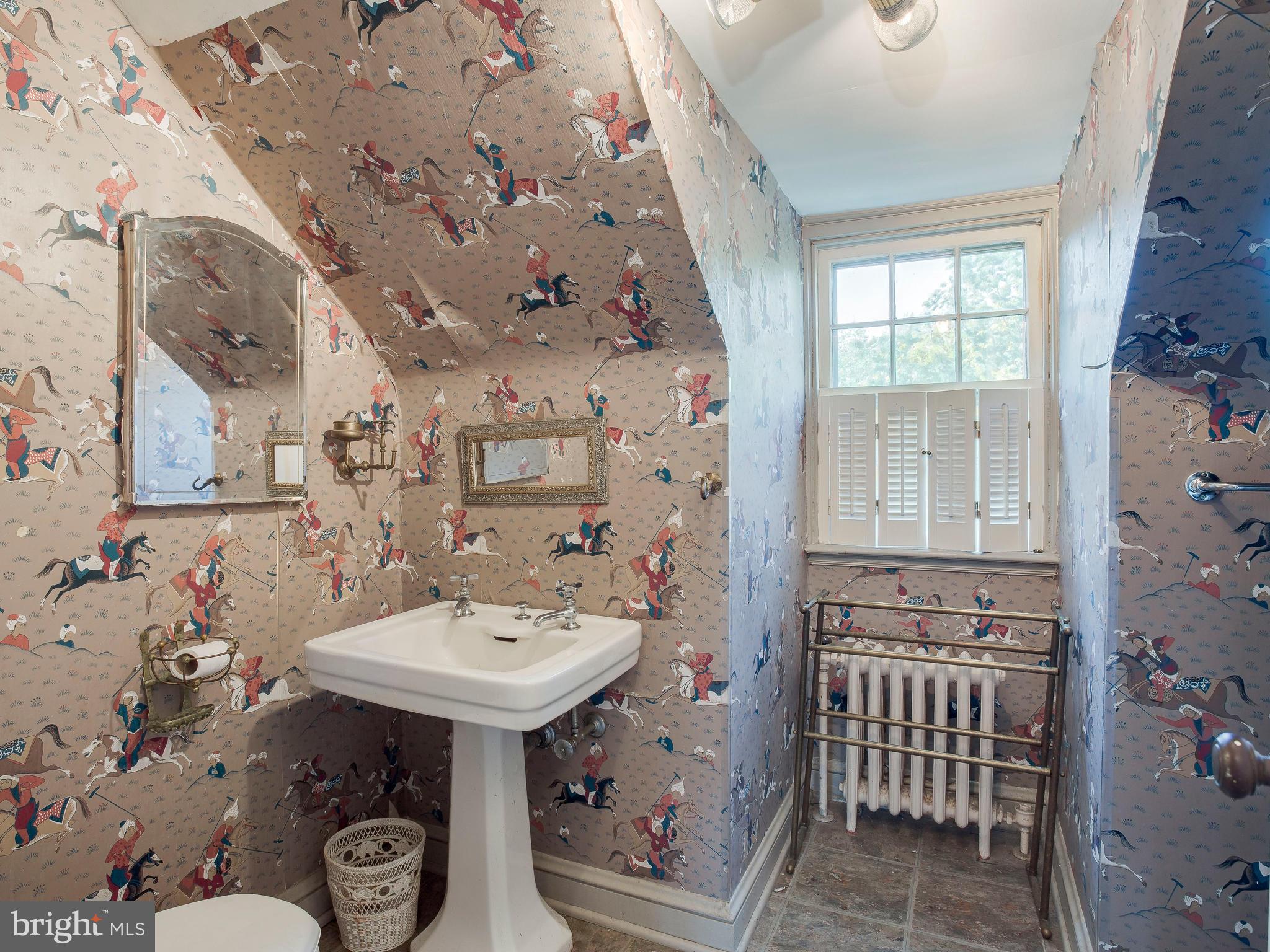 203 Kemble Road Baltimore, MD 21218 - Photo 26 of 30 Bath