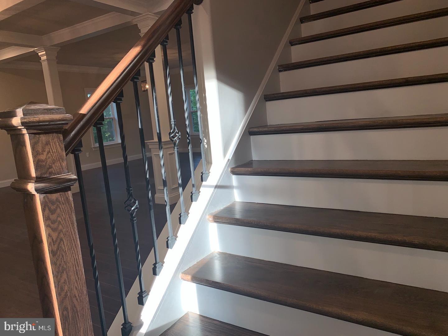 183 Ellicott Road Avondale, PA 19311 - Photo 38 of 92 a view of entryway