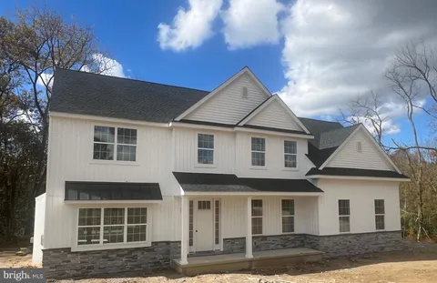 $765,000 | 183 Ellicott Road, Avondale, PA 19311