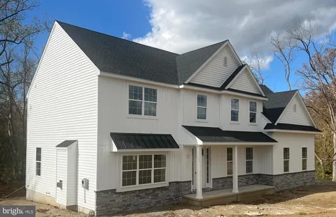 $765,000 | 183 Ellicott Road, Avondale, PA 19311