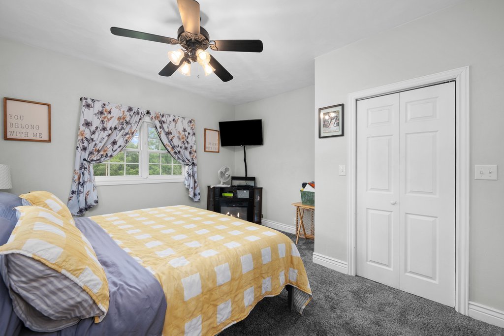 1814 Big Island Road Rock Island, IL 61201 - Photo 35 of 60
