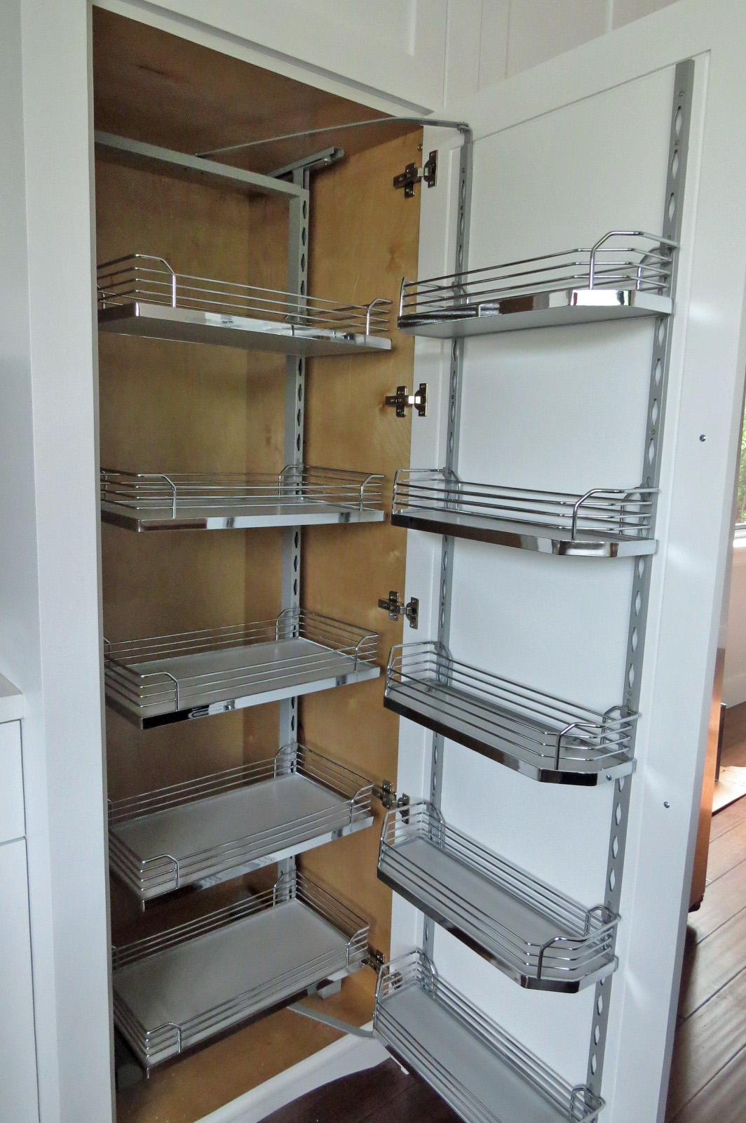 7 Cindy Place Key Largo, FL 33037 - Photo 14 of 31 a close view of closet