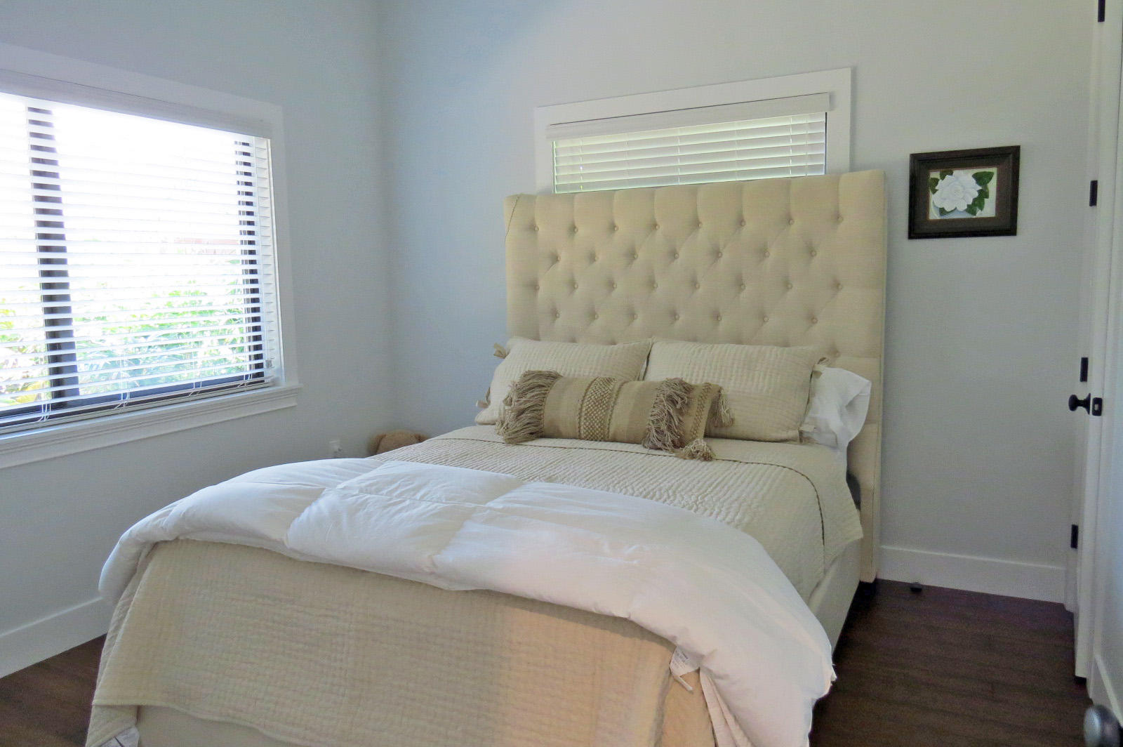 7 Cindy Place Key Largo, FL 33037 - Photo 19 of 31 a bedroom with a bed and a window