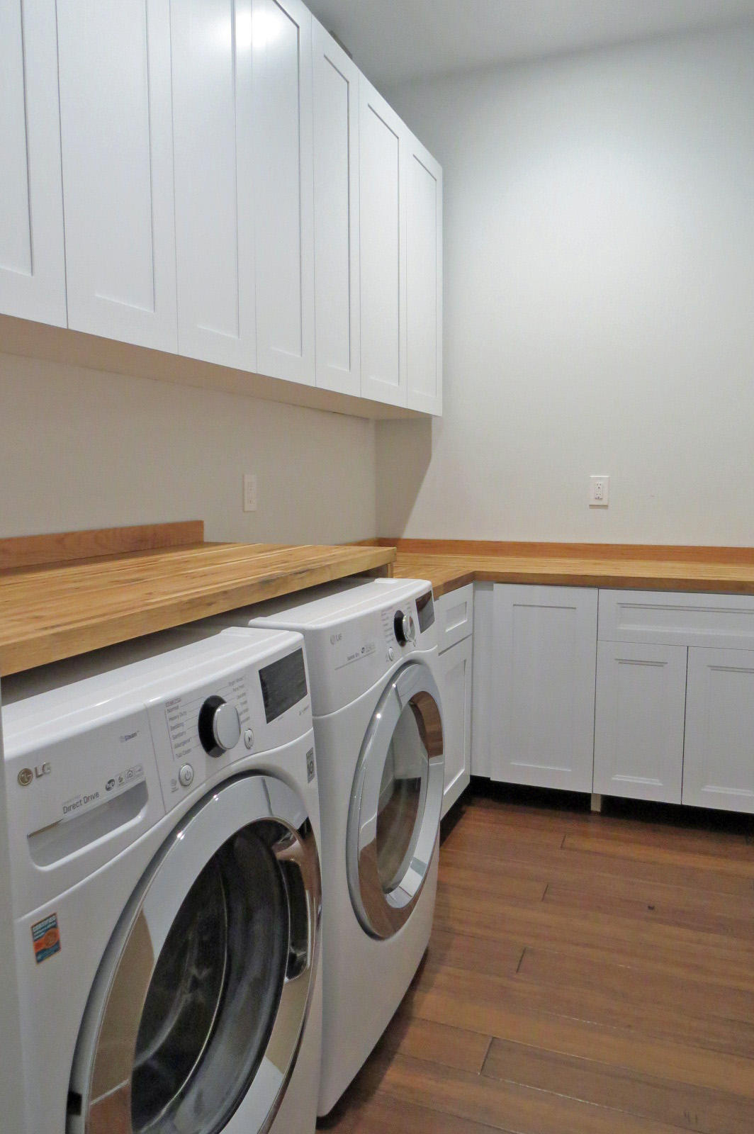 7 Cindy Place Key Largo, FL 33037 - Photo 22 of 31 a utility room with dryer and washer