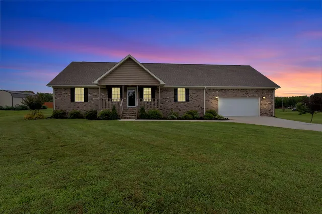 $349,900 | 288 Springwater Drive, Summertown, TN 38483
