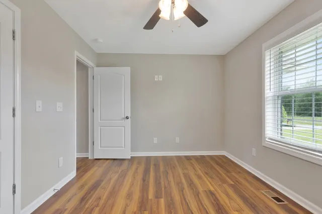 $349,900 | 288 Springwater Drive, Summertown, TN 38483