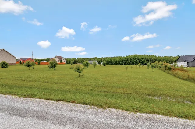 $349,900 | 288 Springwater Drive, Summertown, TN 38483