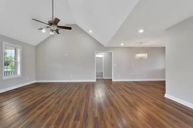 $349,900 | 288 Springwater Drive, Summertown, TN 38483