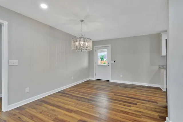 $349,900 | 288 Springwater Drive, Summertown, TN 38483