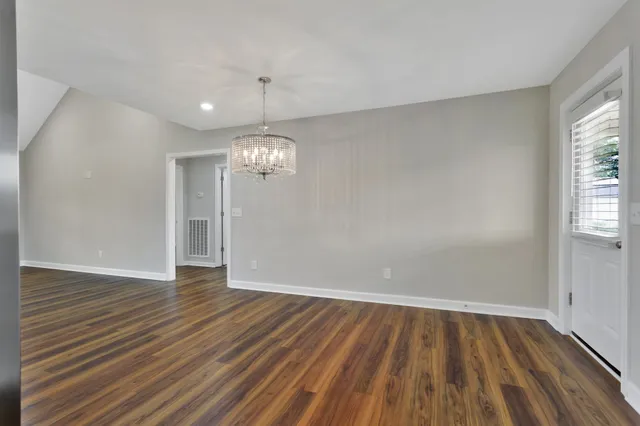 $349,900 | 288 Springwater Drive, Summertown, TN 38483