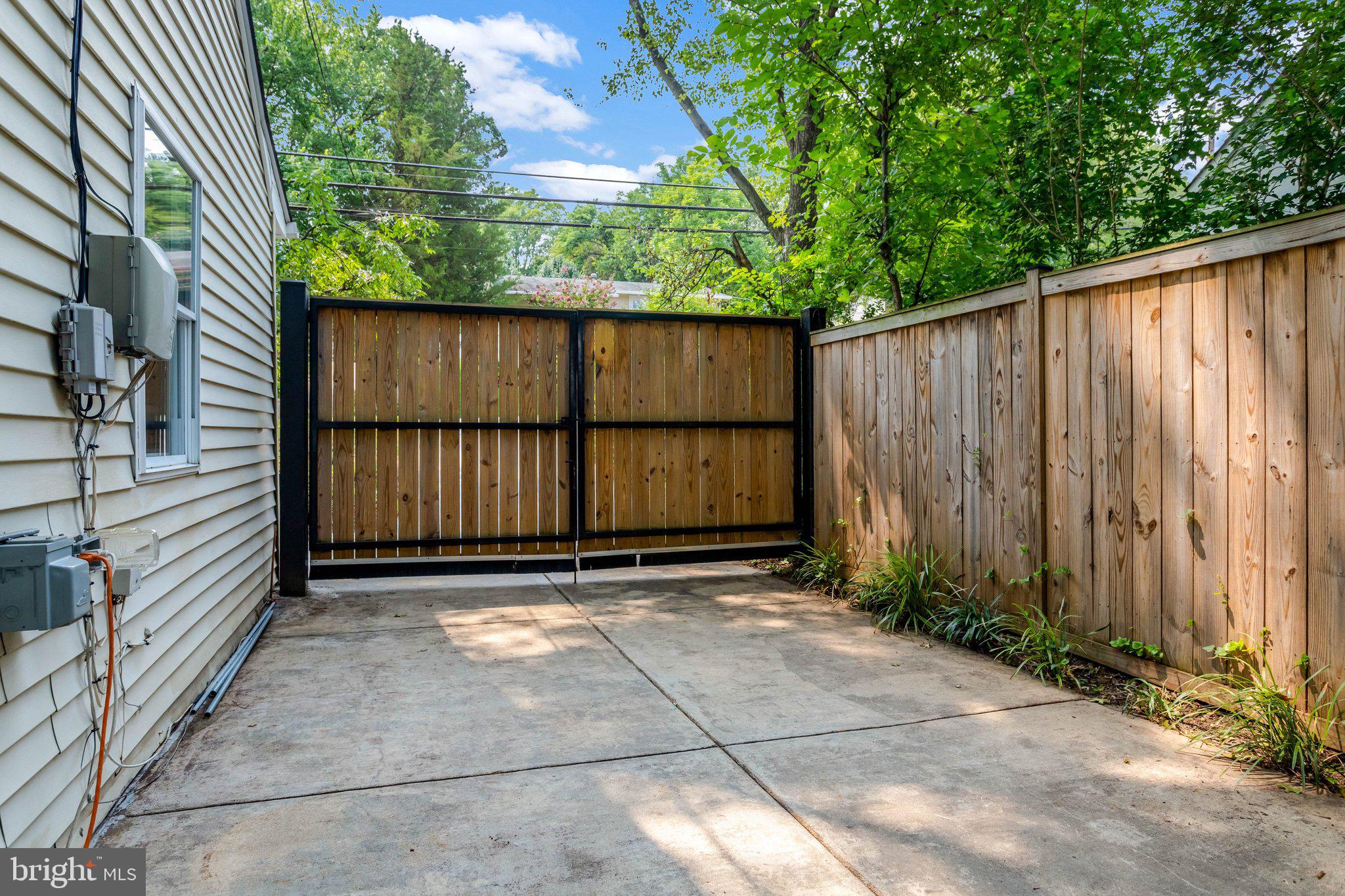 3200 Burgundy Road Alexandria, VA 22303 - Photo 46 of 89 Secure parking area w/50-amp EV charging circuit