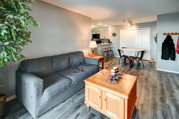 $199,900 | 203 Kearney Way, Unit 104, Waunakee, WI 53597