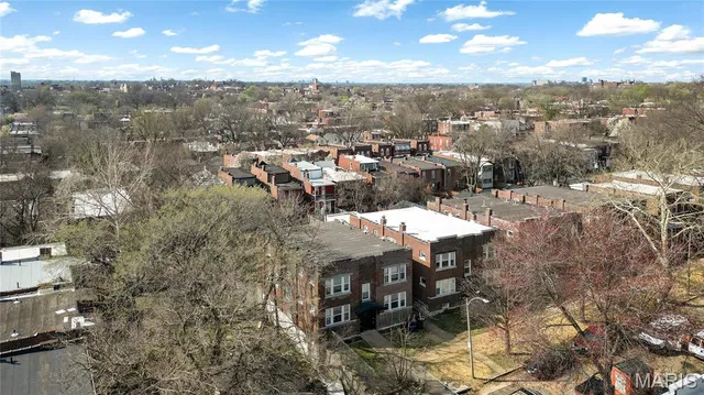 $359,900 | 3545 Oregon Avenue, St. Louis, MO 63118