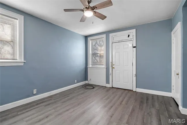 $359,900 | 3545 Oregon Avenue, St. Louis, MO 63118