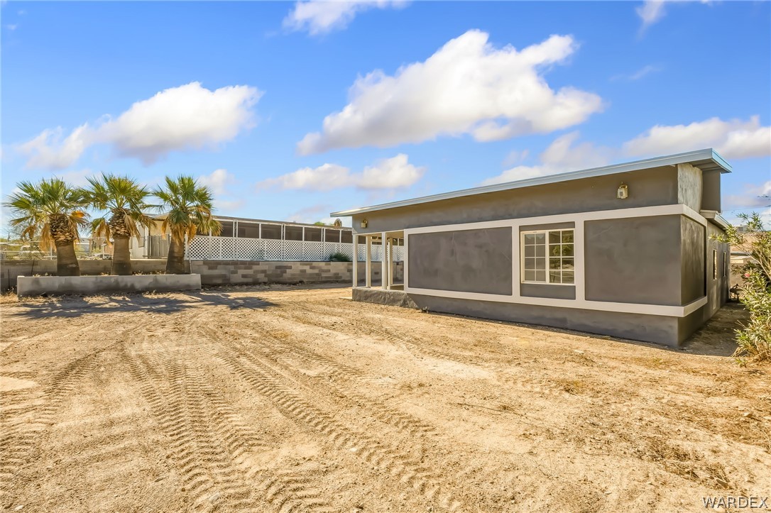 1628 Ramar Road Bullhead City, AZ 86442 - Photo 13 of 64 Front Yard
