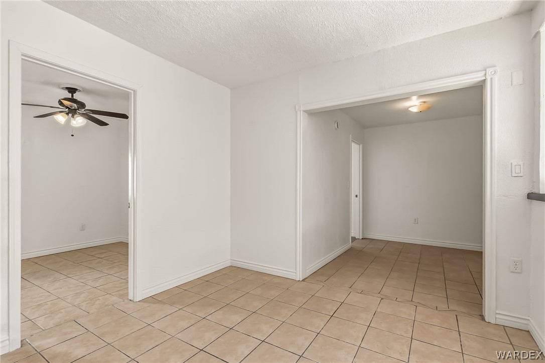1628 Ramar Road Bullhead City, AZ 86442 - Photo 37 of 64 Entry and Living Area
