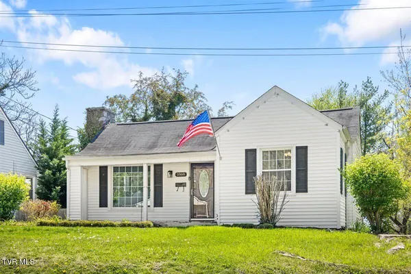 $195,000 | 1068 Prospect Avenue, Bristol, VA 24201