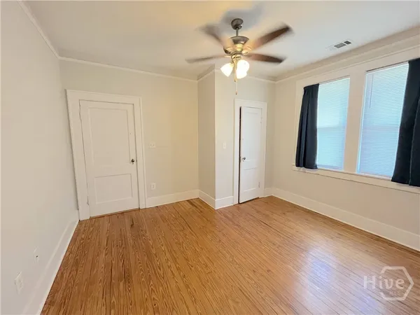$2,300 | 19 West 50th Street, Unit 19, Savannah, GA 31405