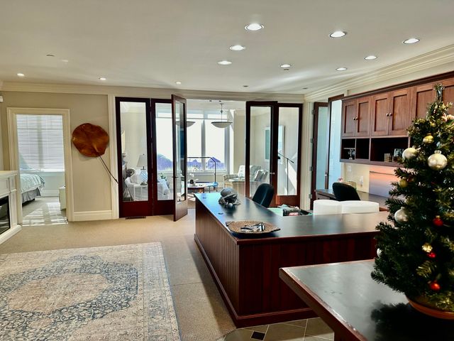 $10,000 | 3749 Santa Claus Lane, Unit A, Carpinteria, CA 93013