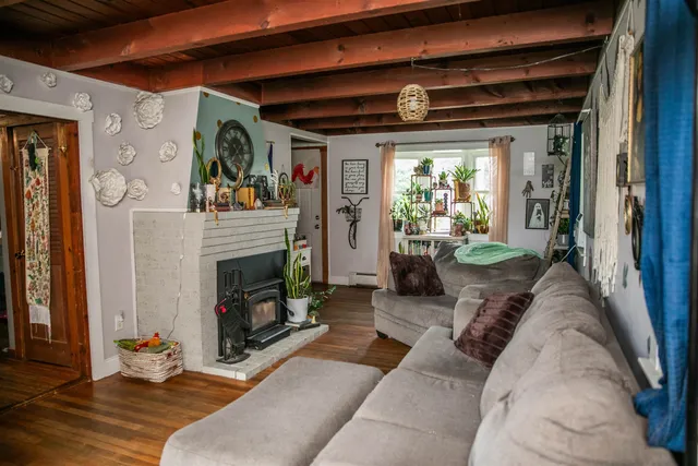 $399,900 | 81 Washington Street, Rochester, NH 03867