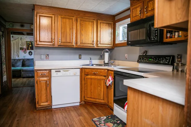 $399,900 | 81 Washington Street, Rochester, NH 03867