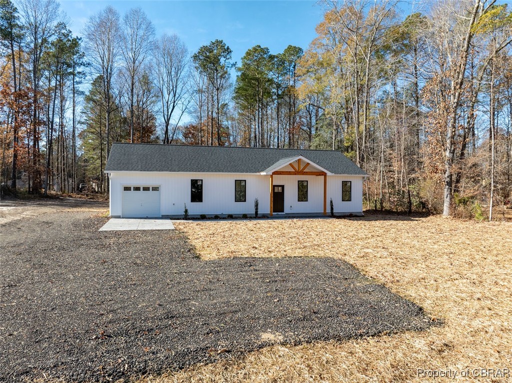 8998 Marlfield Road Gloucester, VA 23061 - Photo 5 of 35 Gallery Image 5
