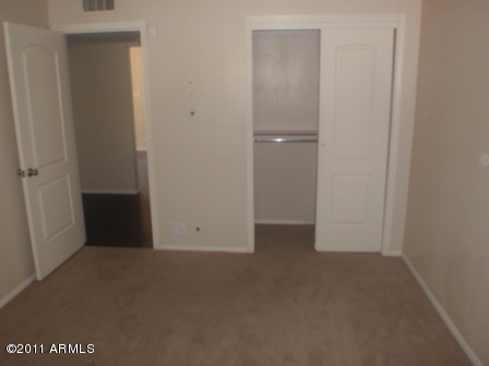 4701 East Osborn Road Phoenix, AZ 85018 - Photo 5 of 12 P7280036
