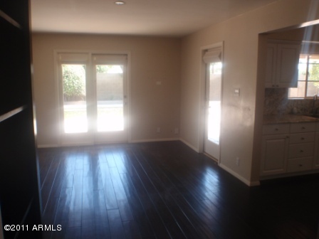 4701 East Osborn Road Phoenix, AZ 85018 - Photo 8 of 12 P7280028