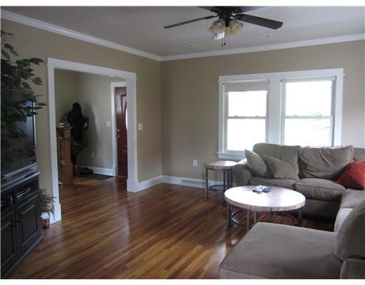 261 Wayne Street Beaver, PA 15009 - Photo 10 of 18 Living Room.