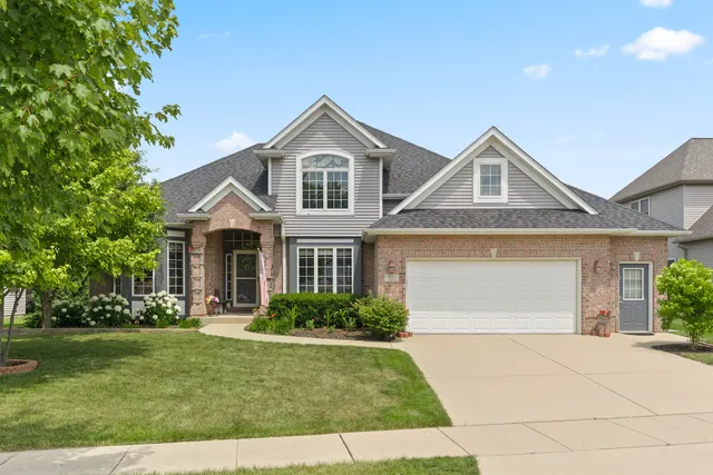 $479,900 | 311 Alden Drive, Sycamore, IL 60178