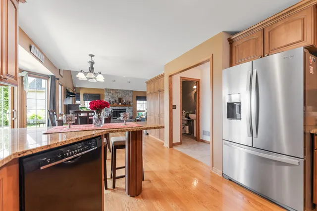 $479,900 | 311 Alden Drive, Sycamore, IL 60178