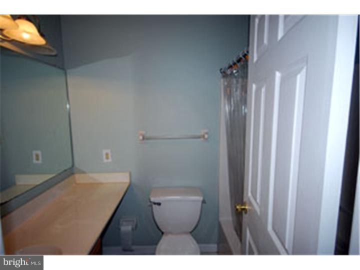278 Miley Road Aston, PA 19014 - Photo 10 of 15 Bathroom