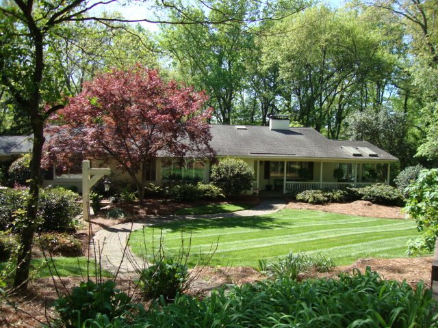 2219 Edgefield Road Spartanburg, SC 29302 - Photo 1 of 25 Gallery Image 1