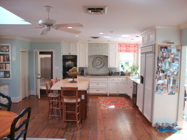2219 Edgefield Road Spartanburg, SC 29302 - Photo 3 of 25 Gallery Image 3