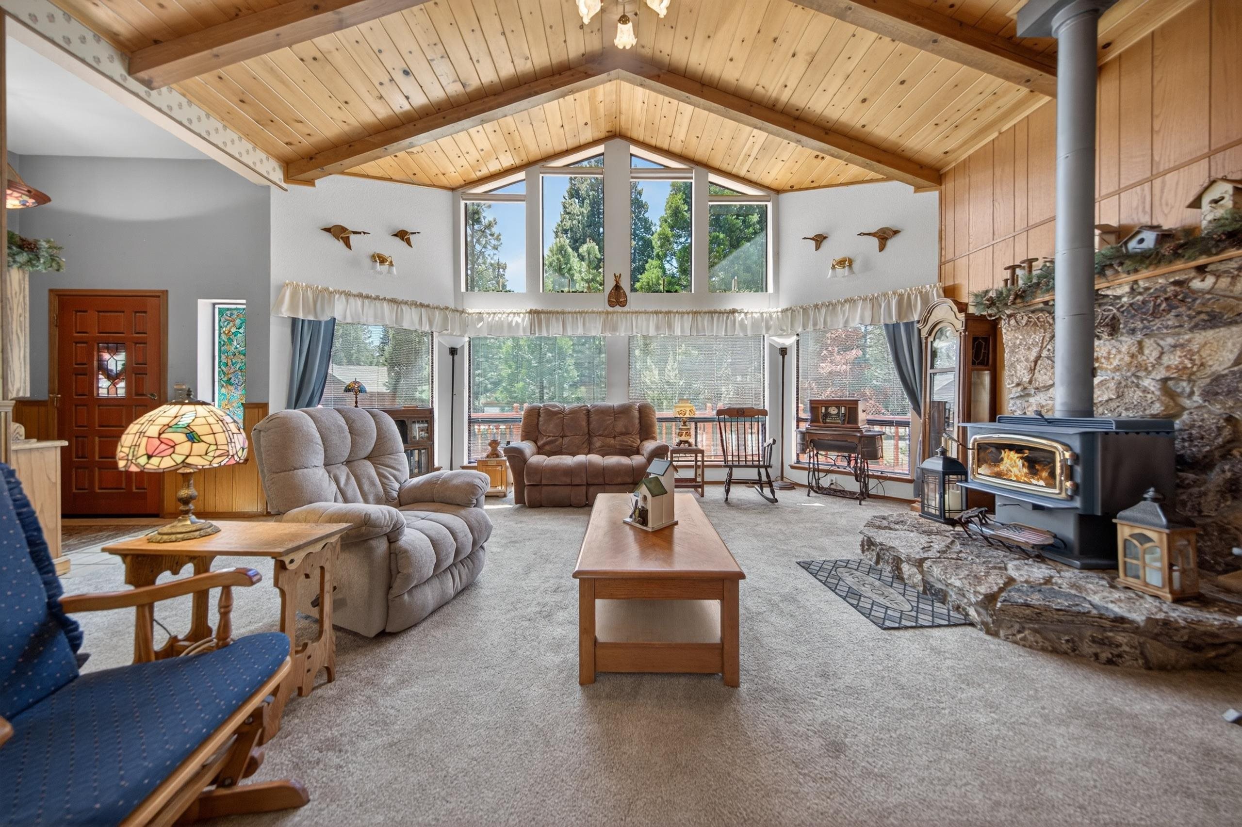 301 Racoon Trail Lake Almanor West, CA 96020 - Photo 4 of 32