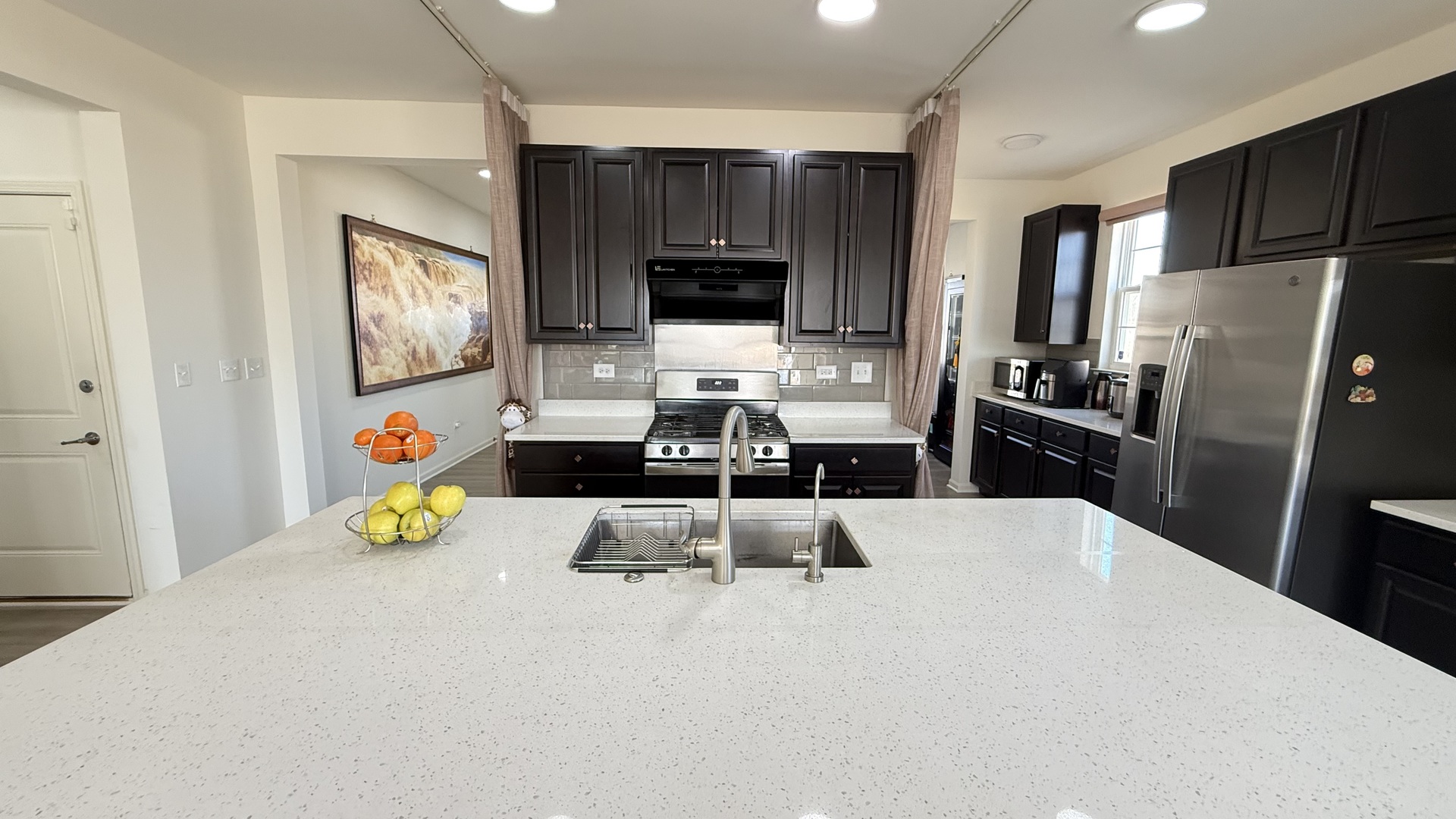 16143 Lake View Road Plainfield, IL 60586 - Photo 12 of 45