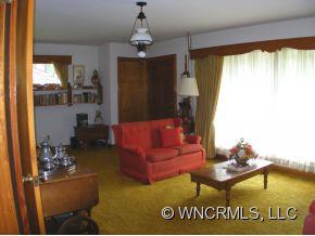 35 Rhoda Street Canton, NC 28716 - Photo 2 of 16 Gallery Image 2