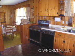35 Rhoda Street Canton, NC 28716 - Photo 5 of 16 Gallery Image 5