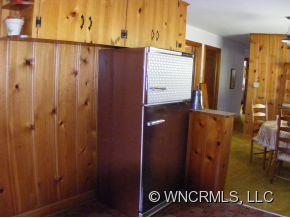 35 Rhoda Street Canton, NC 28716 - Photo 6 of 16 Gallery Image 6