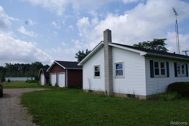3025 West Marlette Road Marlette, MI 48453 - Photo 2 of 19 DSC07752.jpg