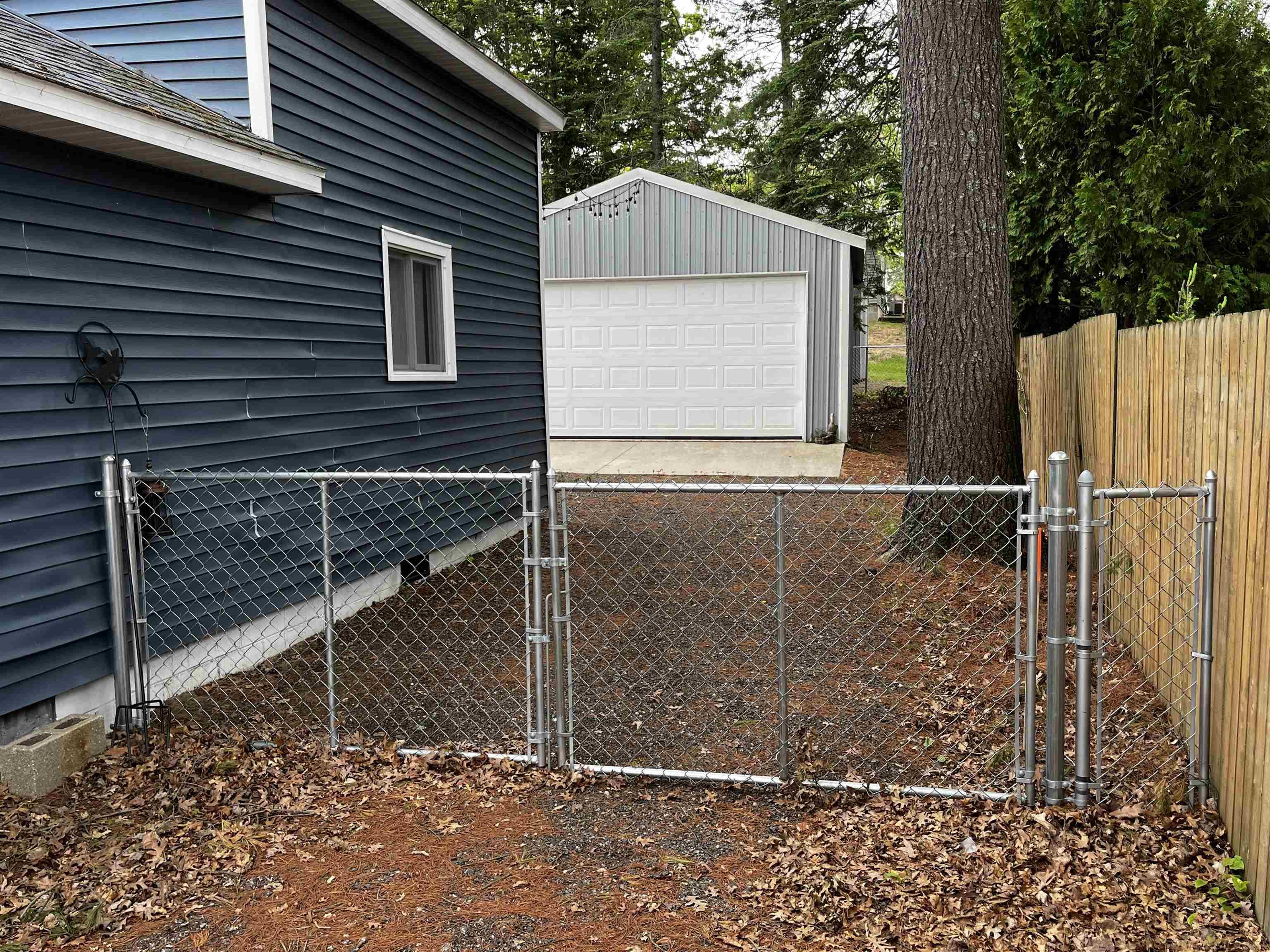 9408 Adams Road St. Helen, MI 48656 - Photo 30 of 39 50176951-3b0944d8-65bc-46e7-9612-216007c50ad0.JPG