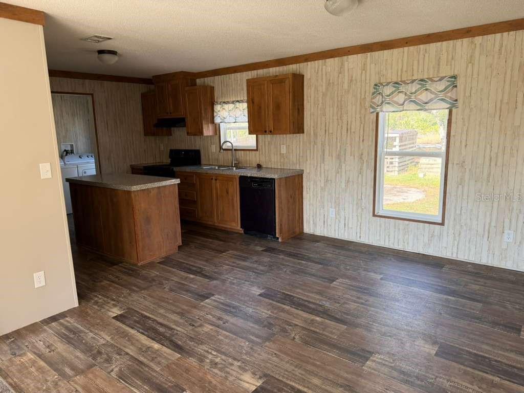 9295 Richmond Road St. Cloud, FL 34773 - Photo 3 of 11