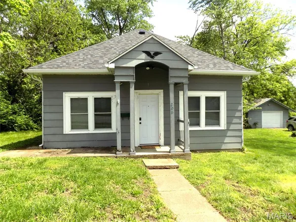 $154,900 | 208 North Walnut Street, Rolla, MO 65401