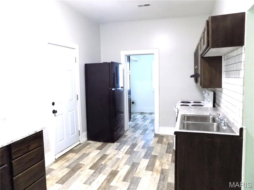 208 North Walnut Street Rolla, MO 65401 - Photo 7 of 29