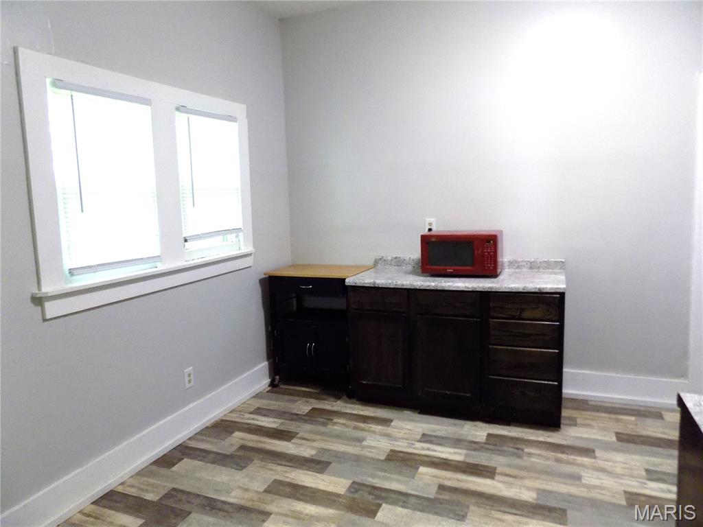 208 North Walnut Street Rolla, MO 65401 - Photo 8 of 29