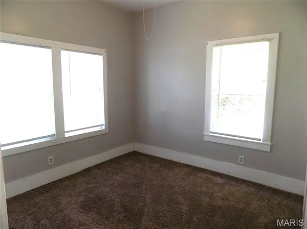 $154,900 | 208 North Walnut Street, Rolla, MO 65401