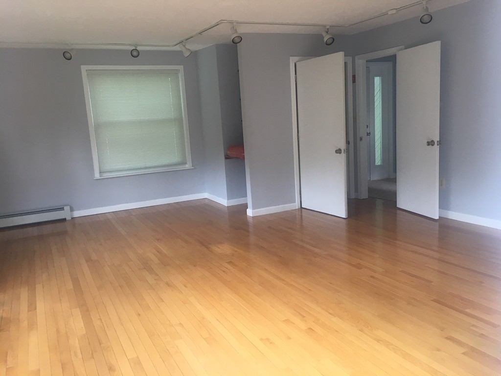 450 George Hill Road Lancaster, MA 01523 - Photo 6 of 30