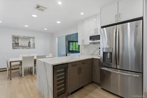 $999,000 | 3 Cottage Grove Avenue, Thornwood, NY 10594