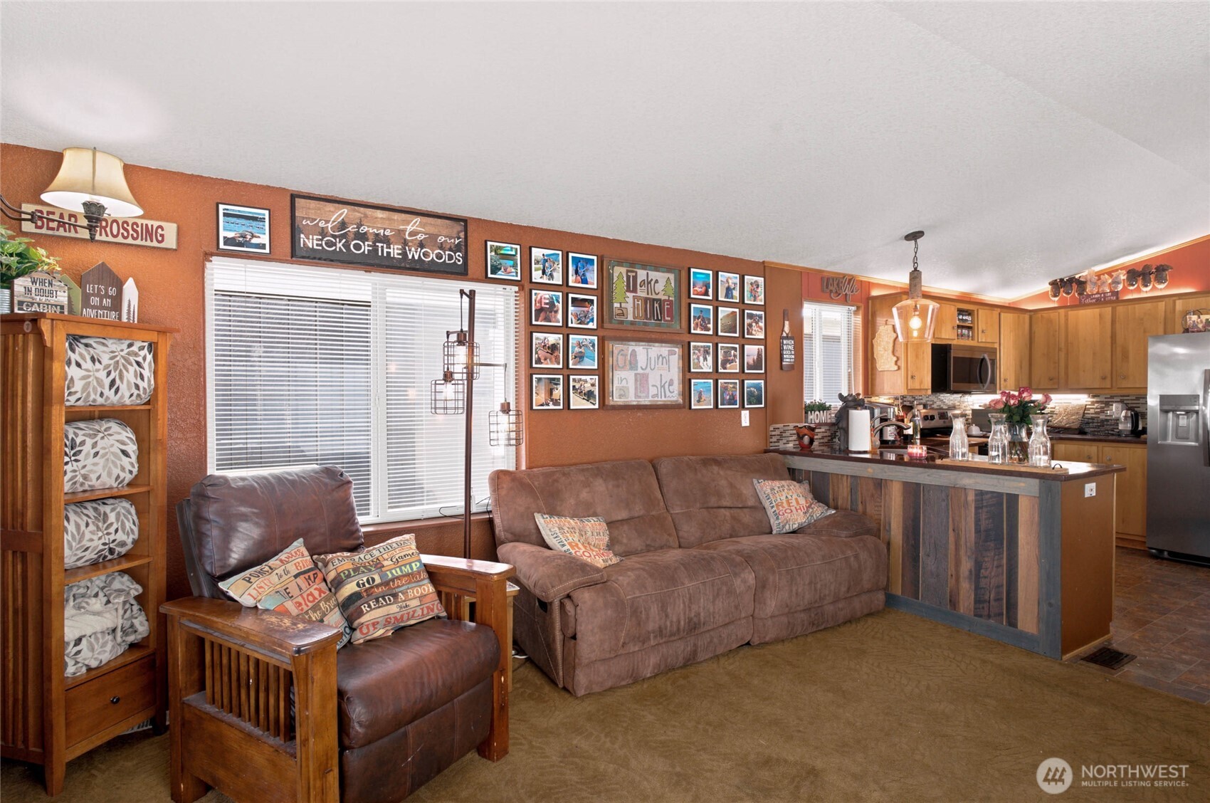 11155 South Lakeshore Road, Unit 17A Chelan, WA 98816 - Photo 9 of 33